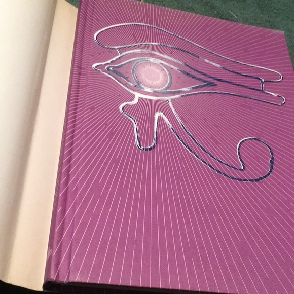 Vintage 1974 “Encyclopedia of Magic & Superstition” Hardcover - Picture 4 of 8